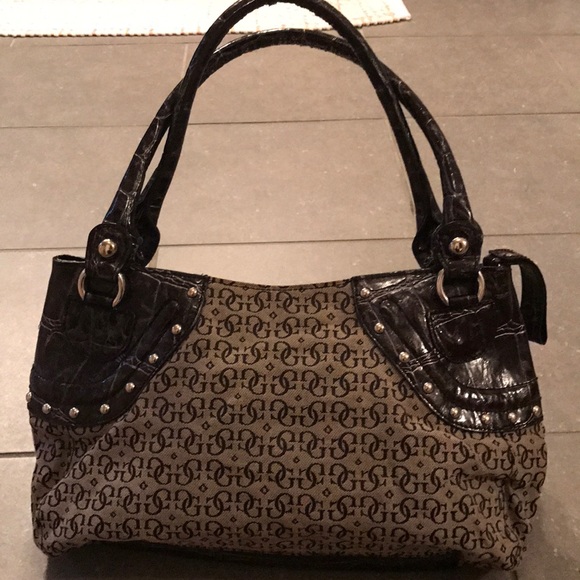 Guess Purse - Picture 4 of 6